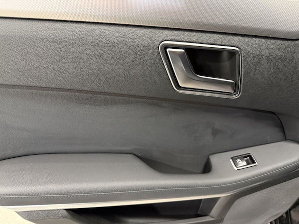 Used Mercedes-Benz E-Class 2012 for sale - 76223862: Photo 37
