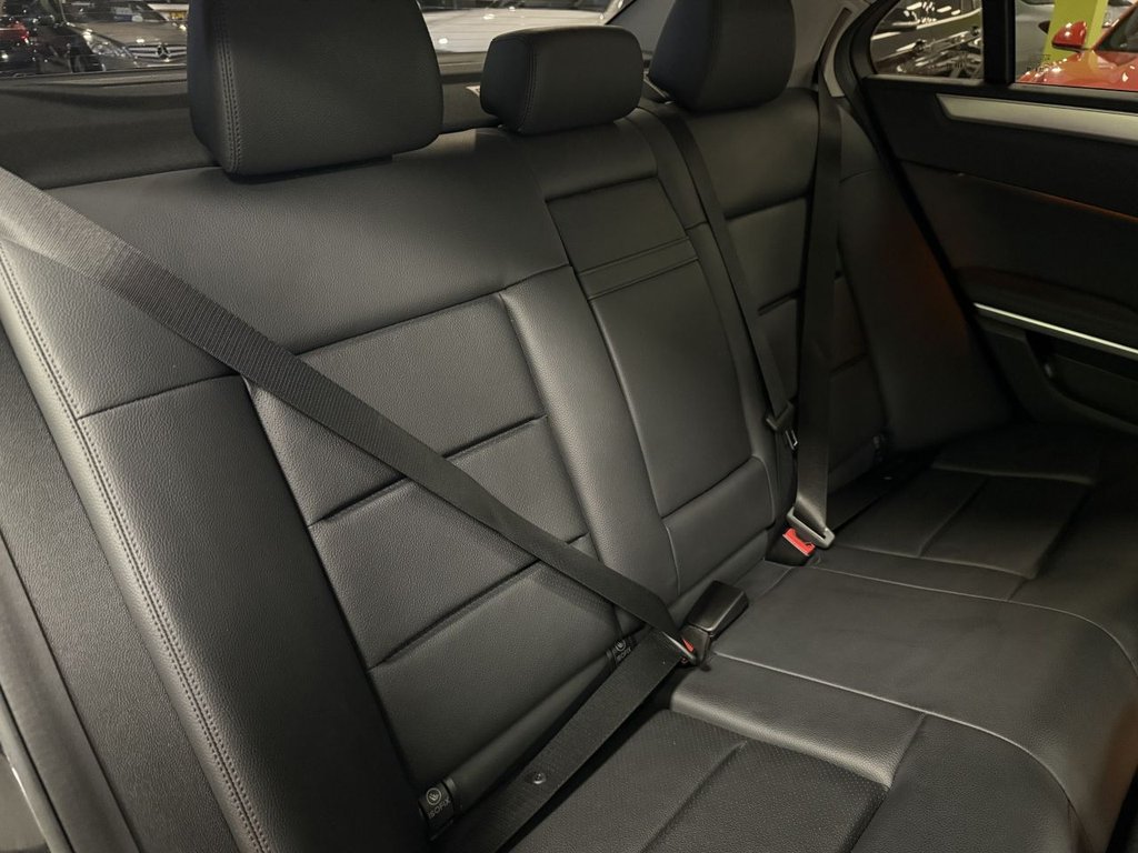 Used Mercedes-Benz E Class 2012 for sale - 76223862: Photo 42