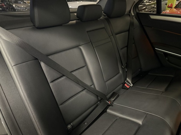 Used Mercedes-Benz E-Class 2012 for sale - 76223862: Photo 42