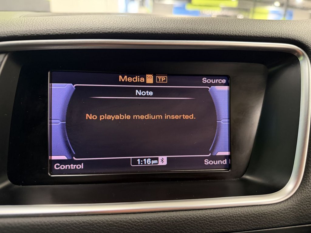 Used Audi Q5 2011 for sale - 77288382: Photo 28