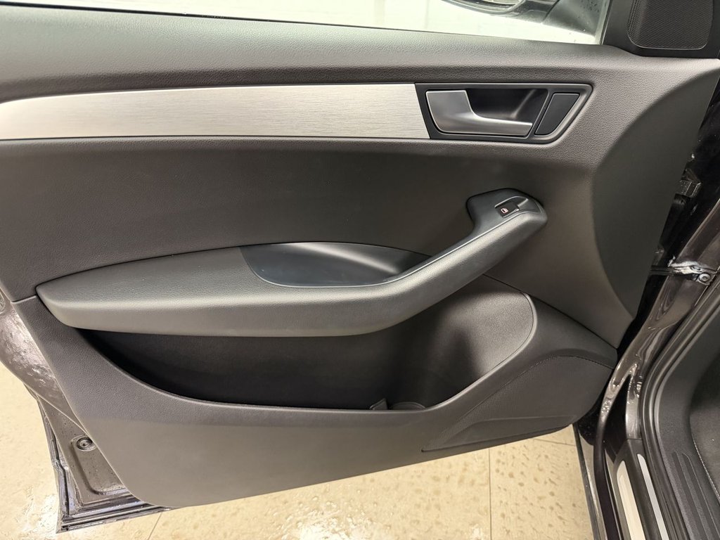 Used Audi Q5 2011 for sale - 77288382: Photo 33