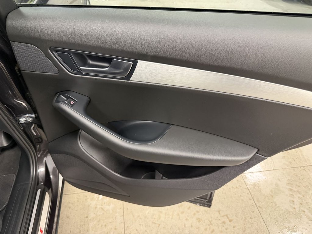 Used Audi Q5 2011 for sale - 77288382: Photo 45