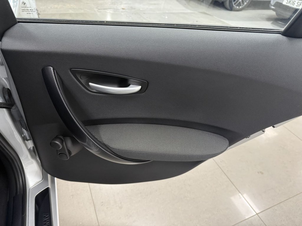 Used BMW 1 Series 2007 for sale - 76386159: Photo 37