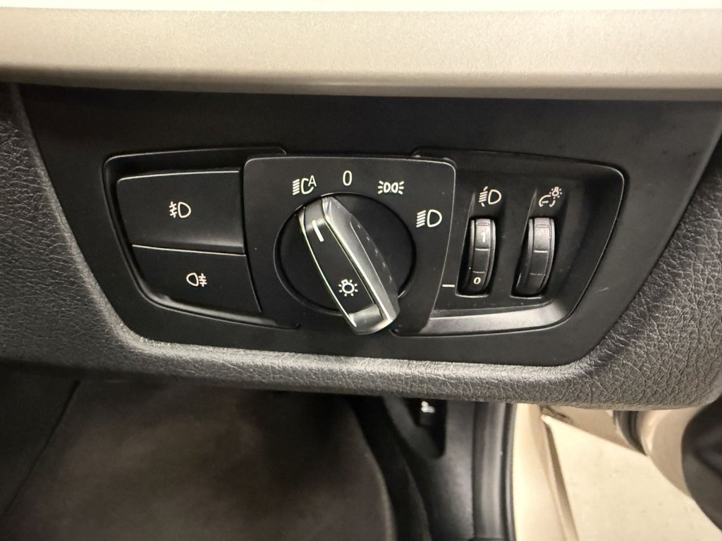 Used BMW 3 Series 2014 for sale - 76256628: Photo 33