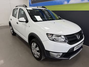 Used Dacia Sandero Stepway 2016 for sale - 79764595: Photo