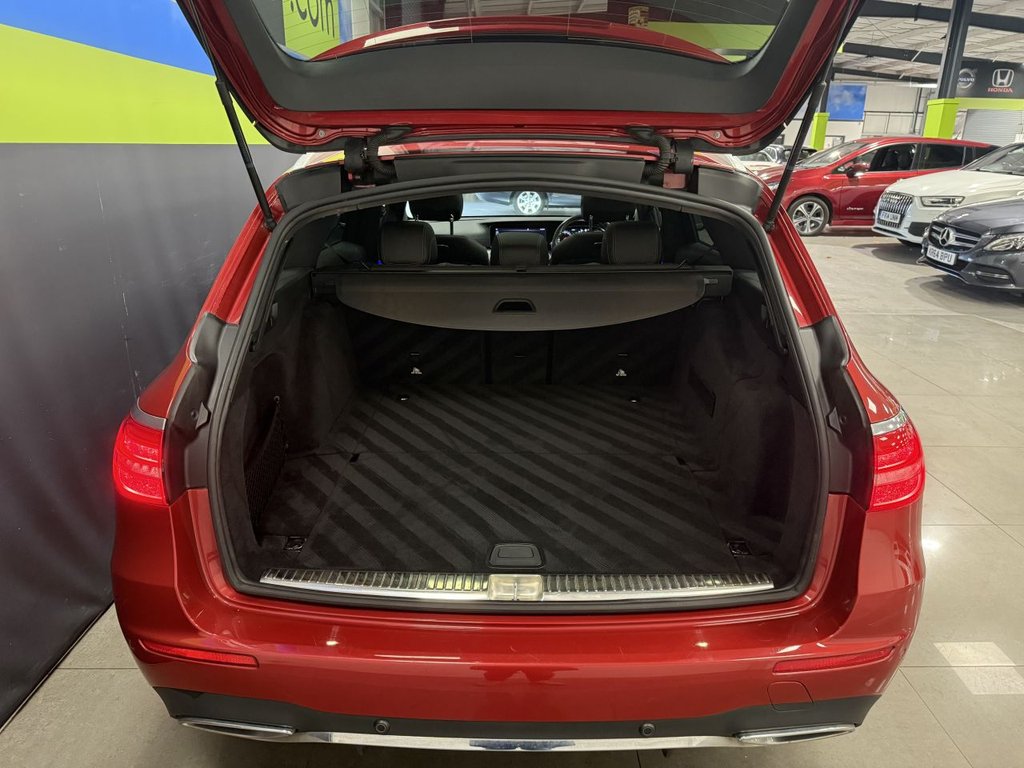 Used Mercedes-Benz E Class 2018 for sale - 76256340: Photo 12