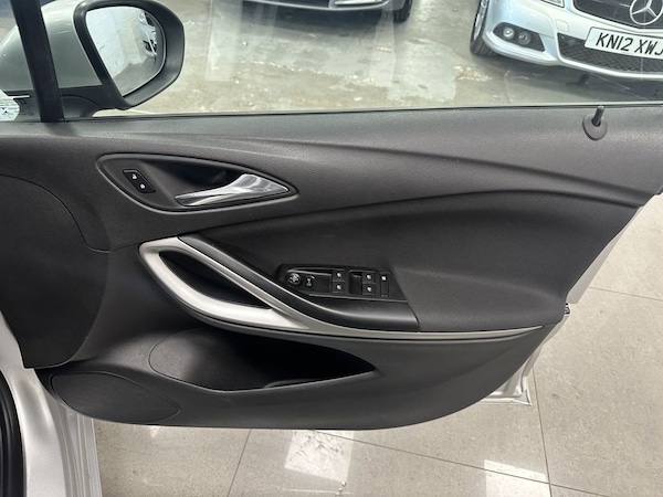Used Vauxhall Astra 2025 for sale - 74333131: Photo 13
