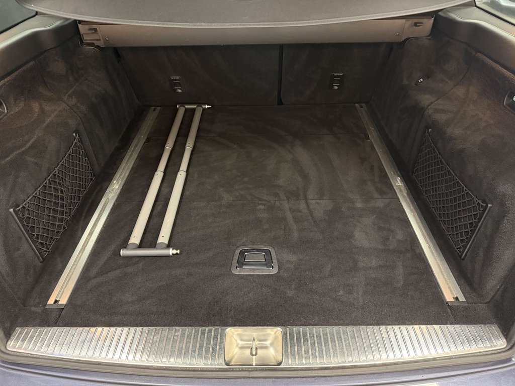 Used Mercedes-Benz E Class 2015 for sale - 76962702: Photo 12