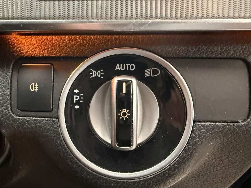 Used Mercedes-Benz E Class 2015 for sale - 76962702: Photo 23