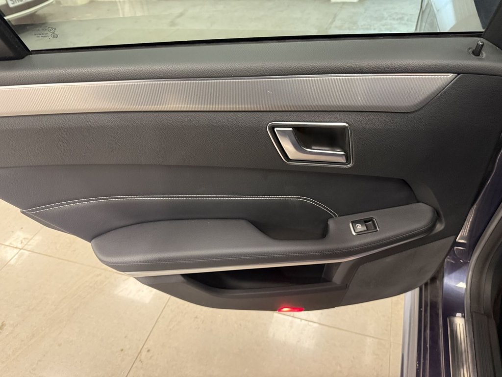 Used Mercedes-Benz E Class 2015 for sale - 76962702: Photo 40