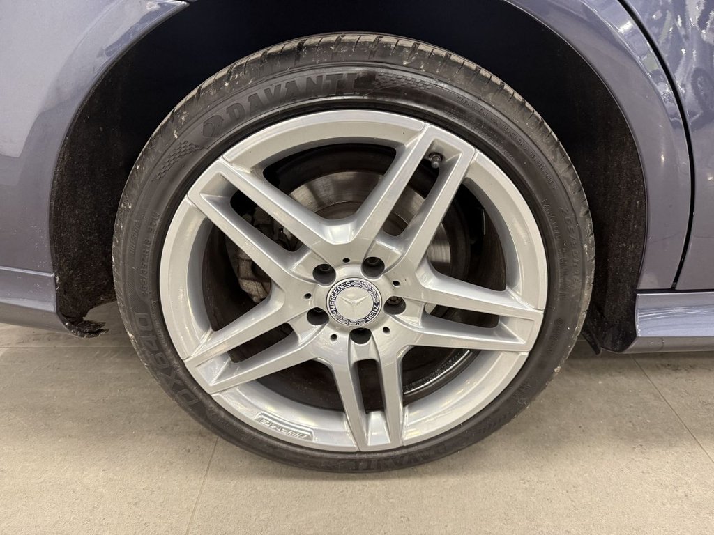 Used Mercedes-Benz E Class 2015 for sale - 76962702: Photo 44