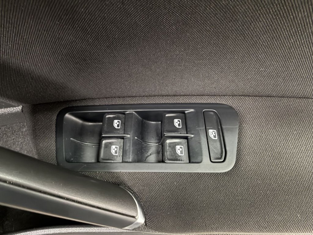 Used Volkswagen Golf 2019 for sale - 78082589: Photo 14