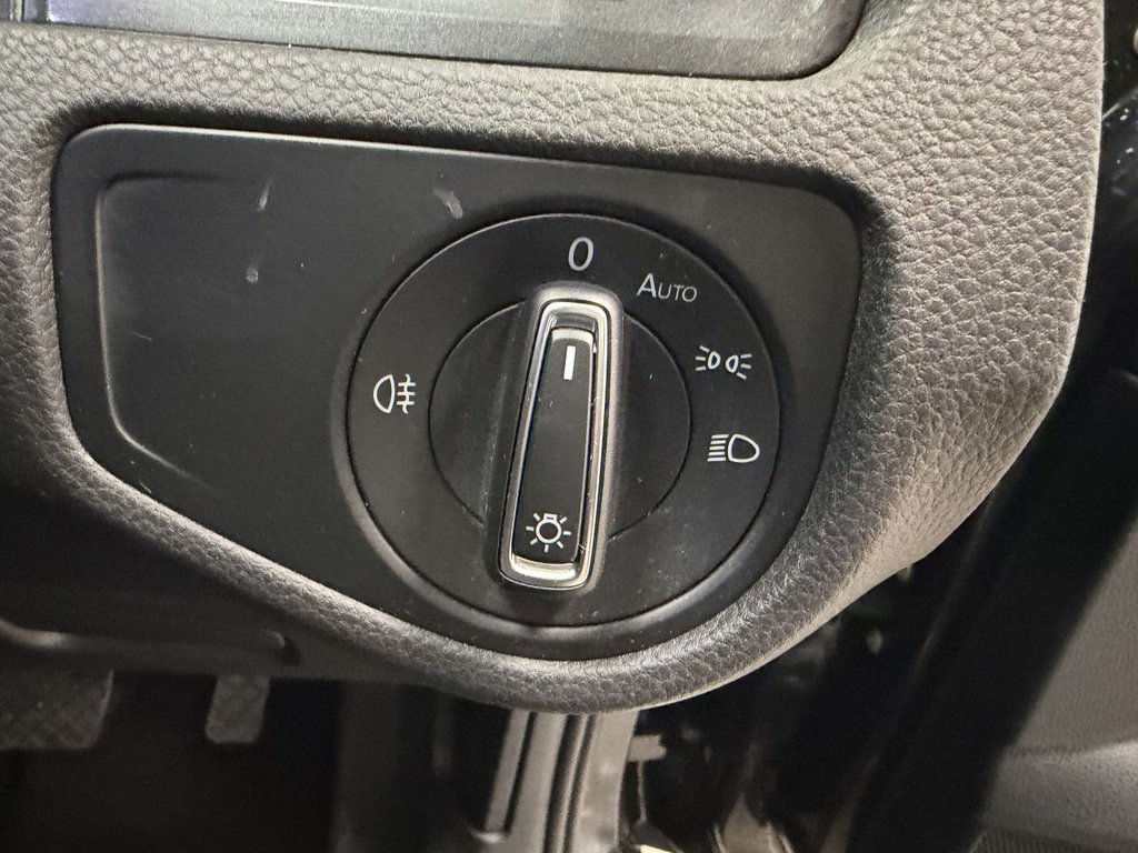 Used Volkswagen Golf 2019 for sale - 78082589: Photo 16