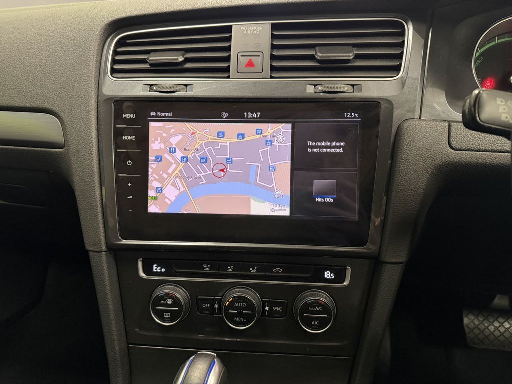 Used Volkswagen Golf 2019 for sale - 78082589: Photo 24