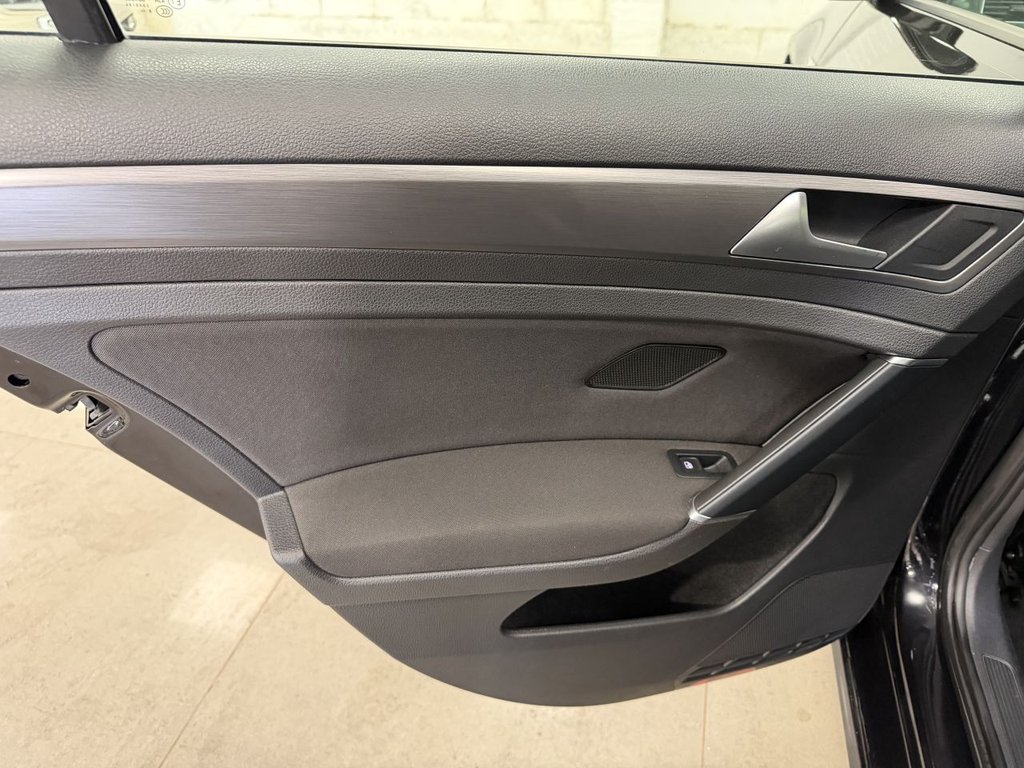 Used Volkswagen Golf 2019 for sale - 78082589: Photo 37