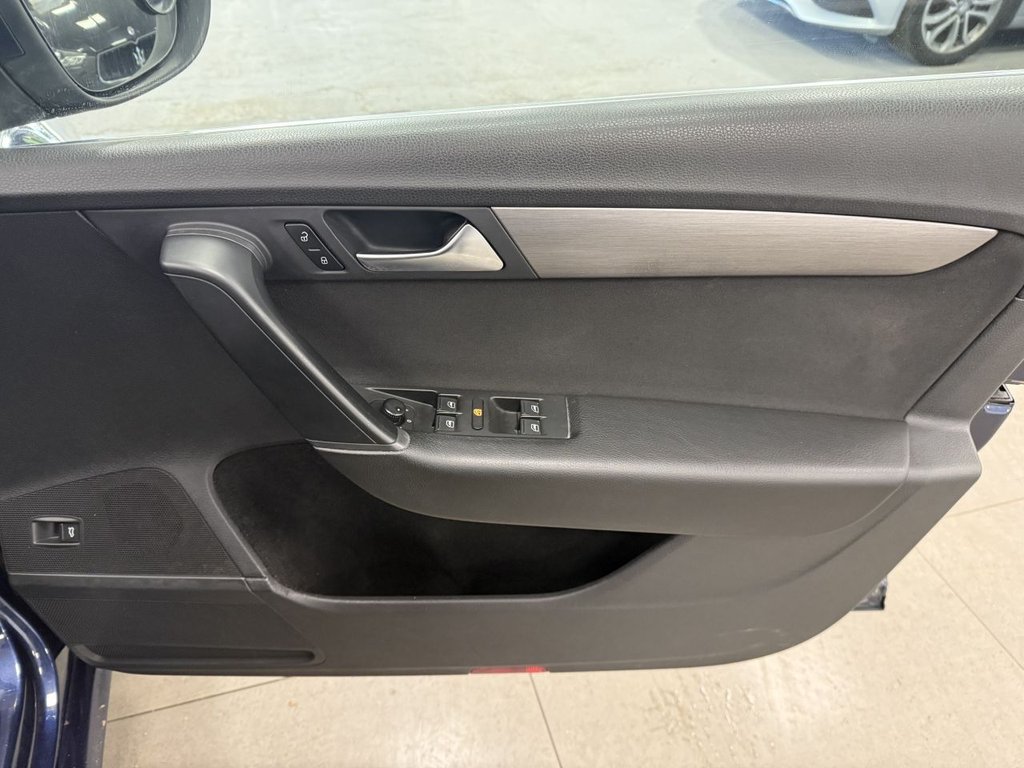 Used Volkswagen Passat 2013 for sale - 76783942: Photo 14