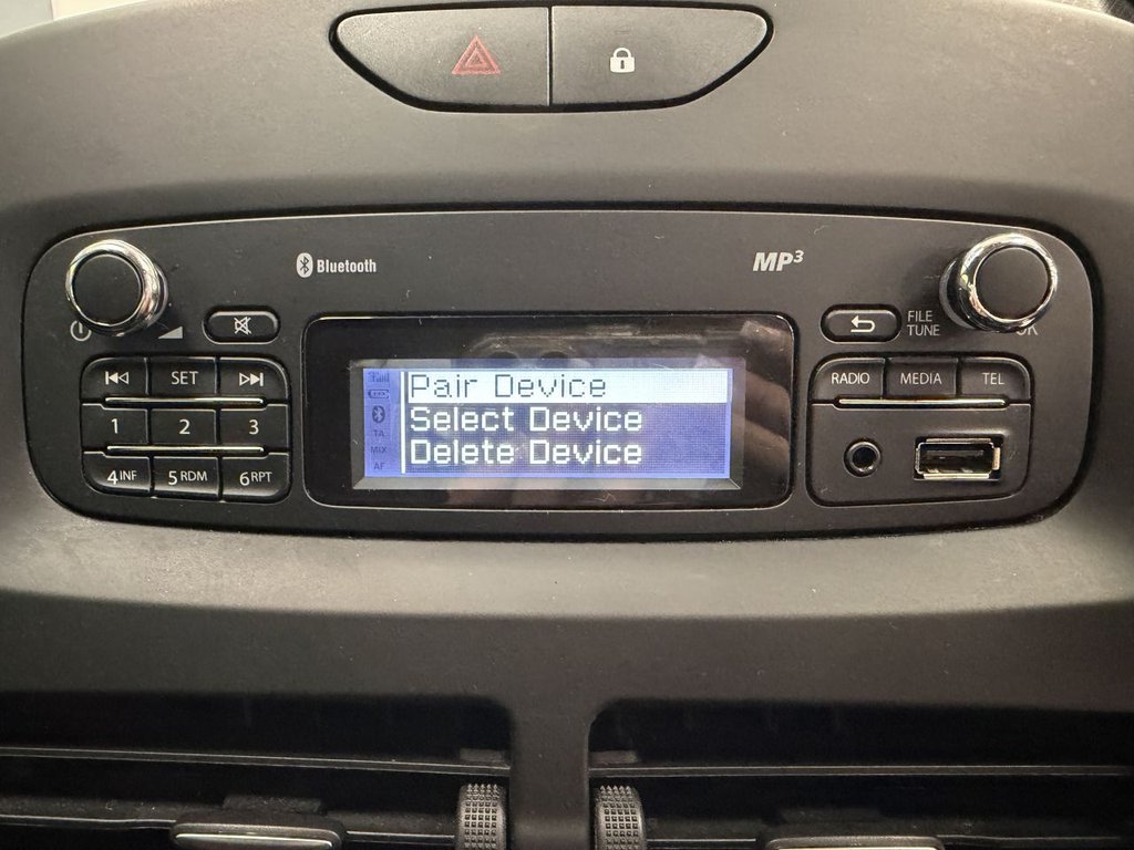 Used Renault Clio 2016 for sale - 78167379: Photo 25