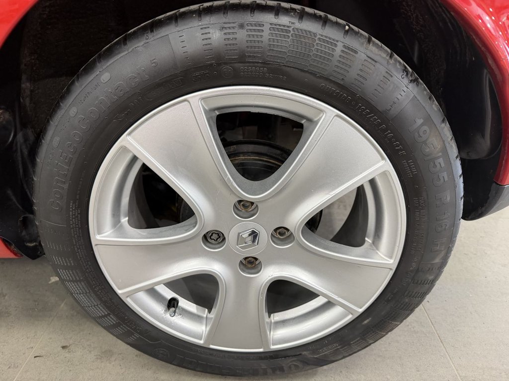 Used Renault Clio 2016 for sale - 78167379: Photo 30