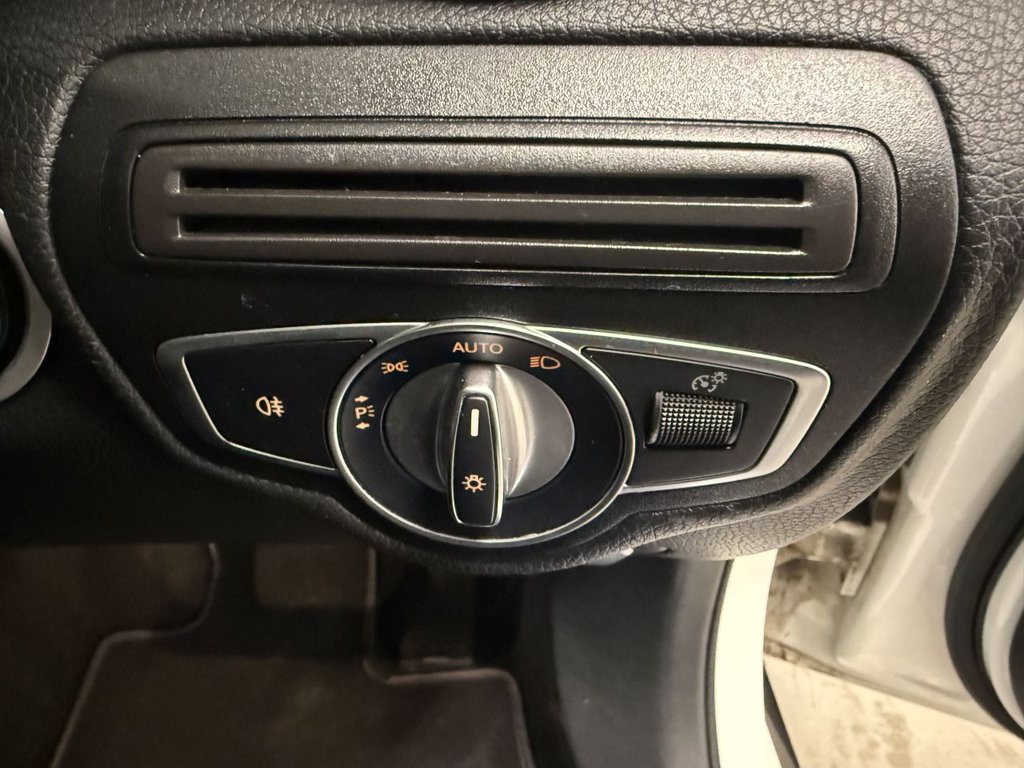 Used Mercedes-Benz GLC 2017 for sale - 77422032: Photo 25