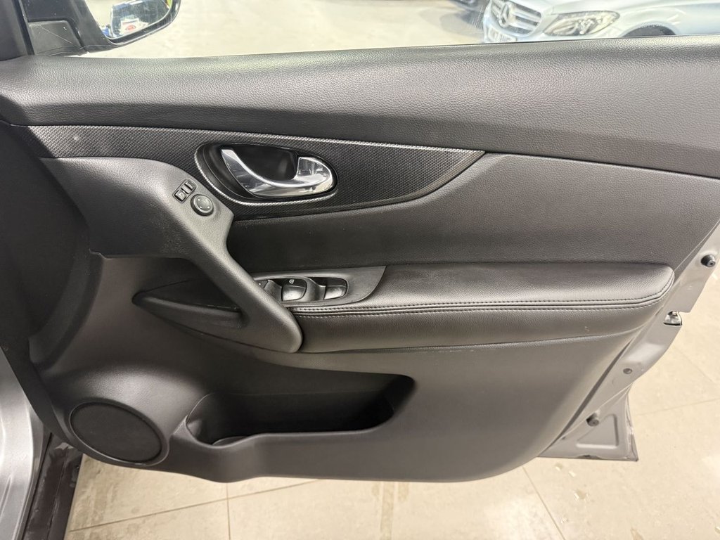 Used Nissan X-Trail 2016 for sale - 77065081: Photo 15