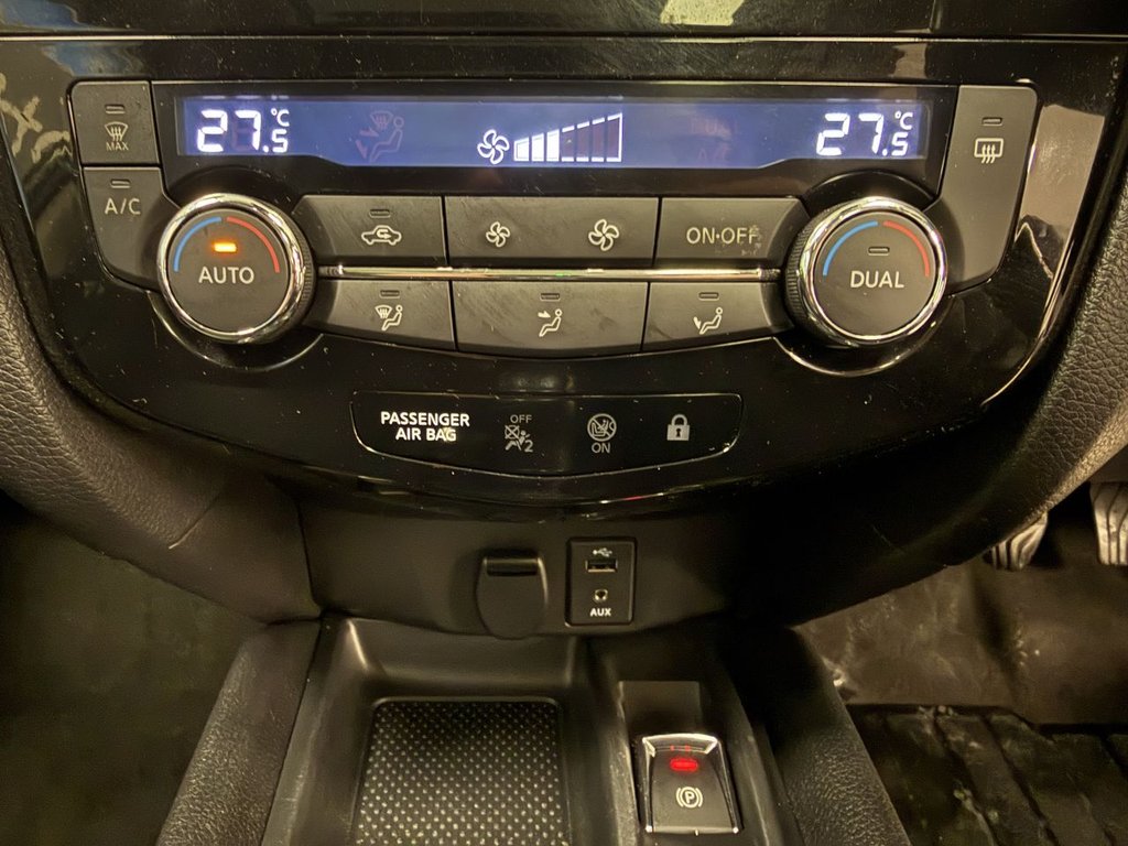 Used Nissan X-Trail 2016 for sale - 77065081: Photo 31