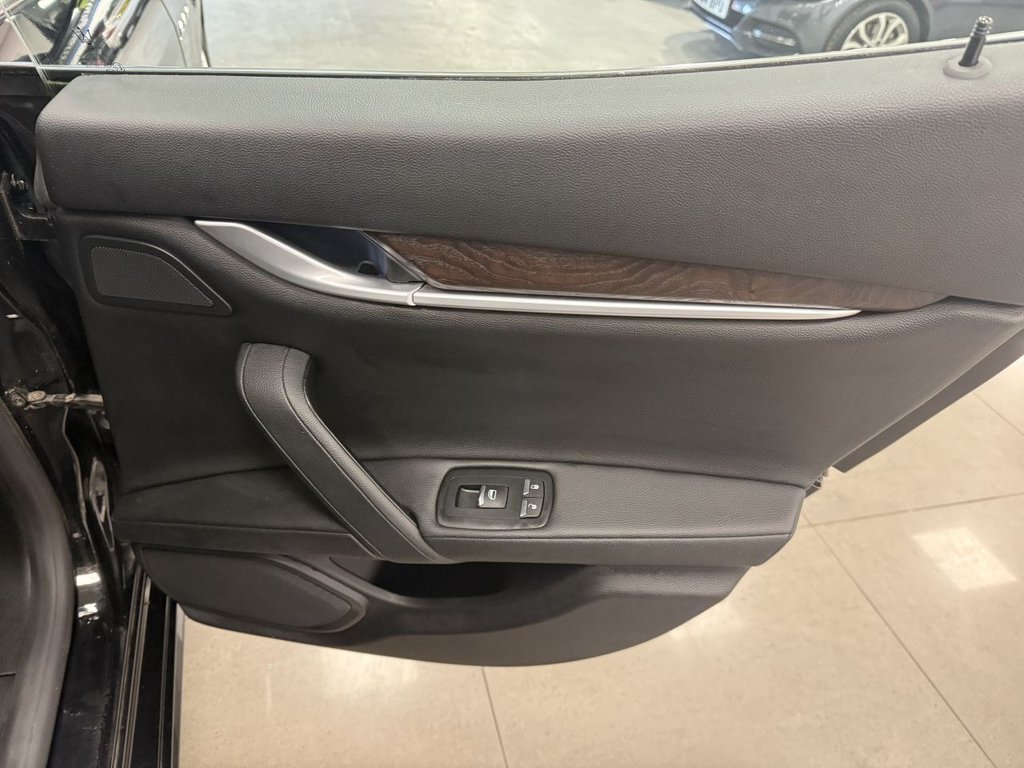 Used Maserati Ghibli 2015 for sale - 76223701: Photo 41