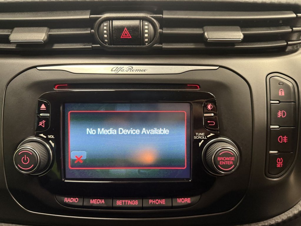 Used Alfa Romeo Giulietta 2015 for sale - 76563339: Photo 28