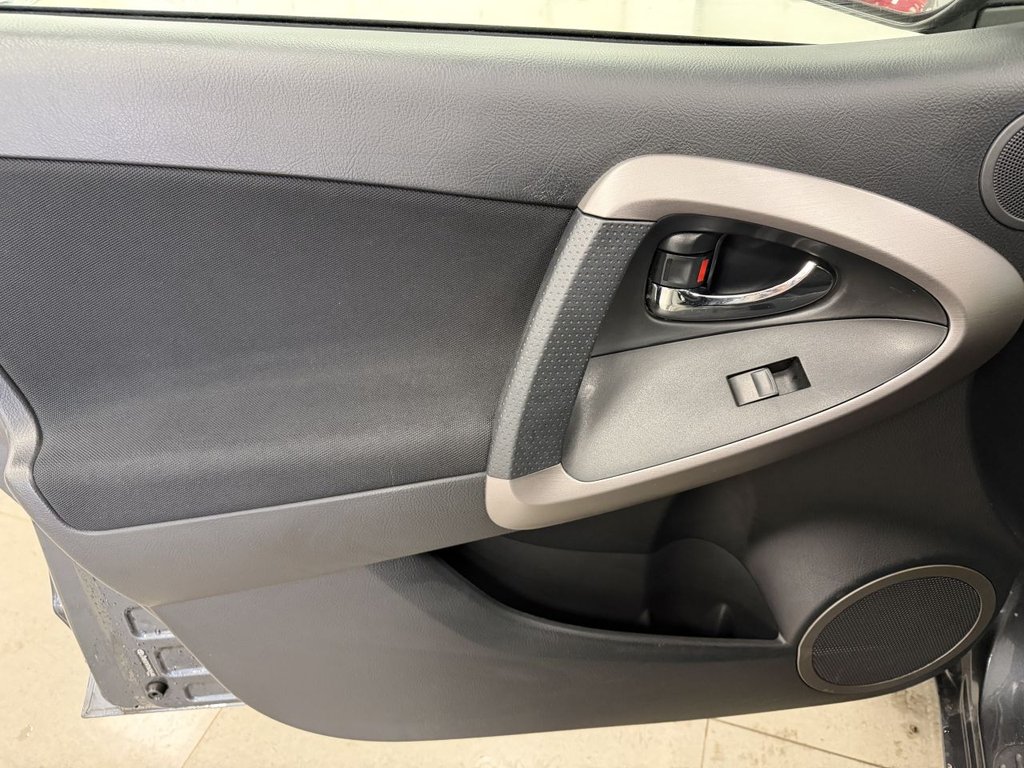 Used Toyota RAV4 2008 for sale - 78083092: Photo 27