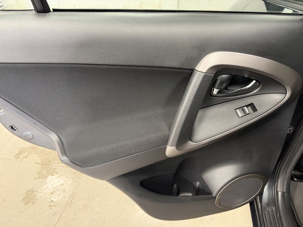 Used Toyota RAV4 2008 for sale - 78083092: Photo 35