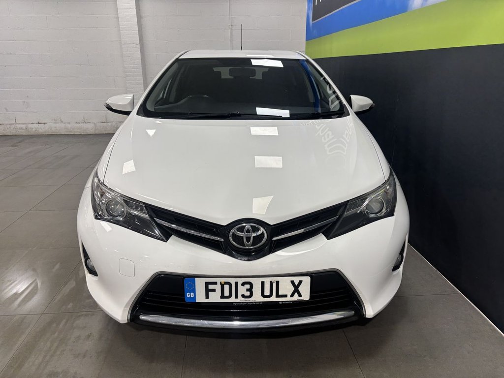 Used Toyota Auris 2013 for sale - 77477654: Photo 11