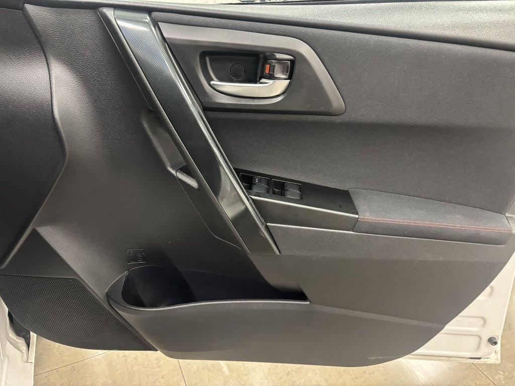 Used Toyota Auris 2013 for sale - 77477654: Photo 14