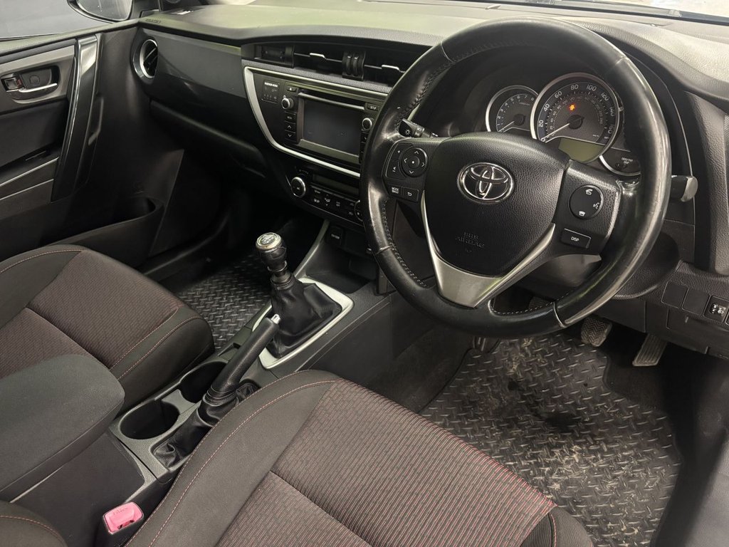 Used Toyota Auris 2013 for sale - 77477654: Photo 15