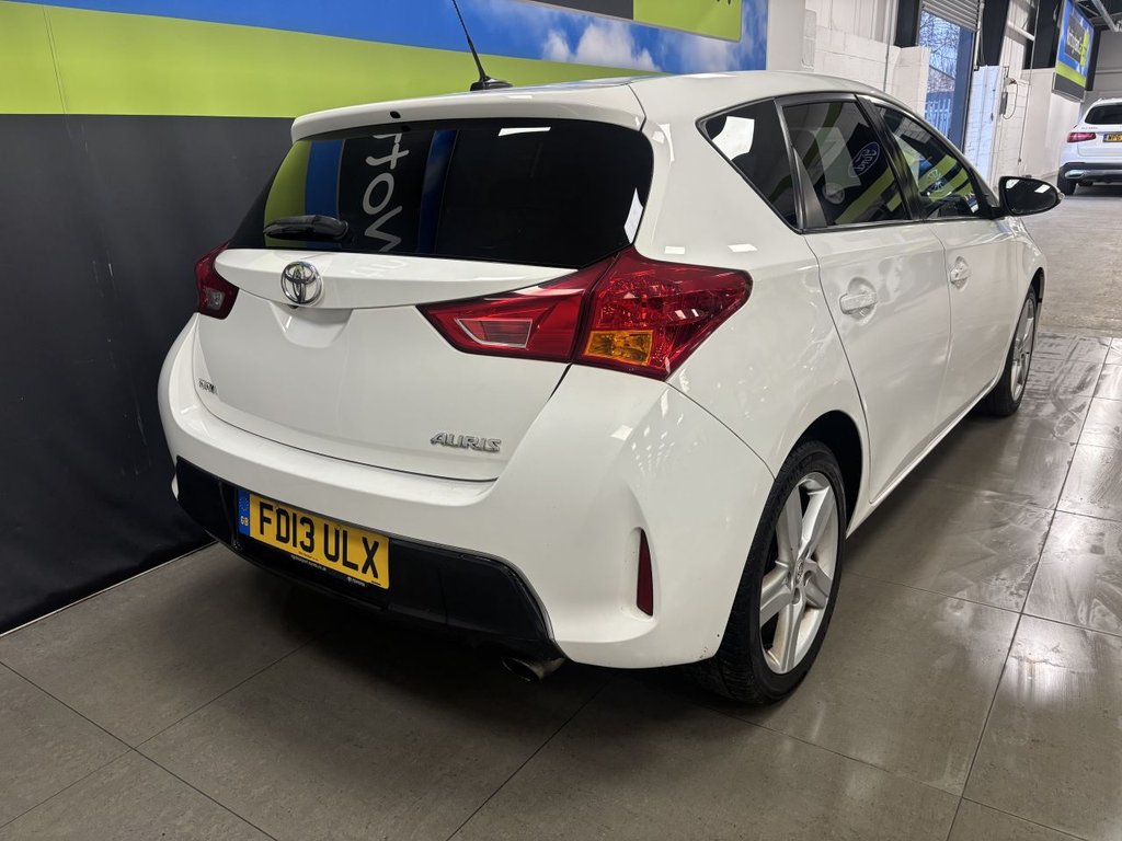 Used Toyota Auris 2013 for sale - 77477654: Photo 5