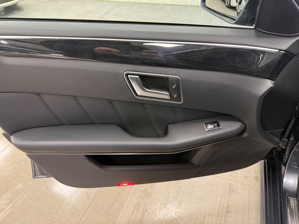 Used Mercedes-Benz E Class 2013 for sale - 76962488: Photo 33