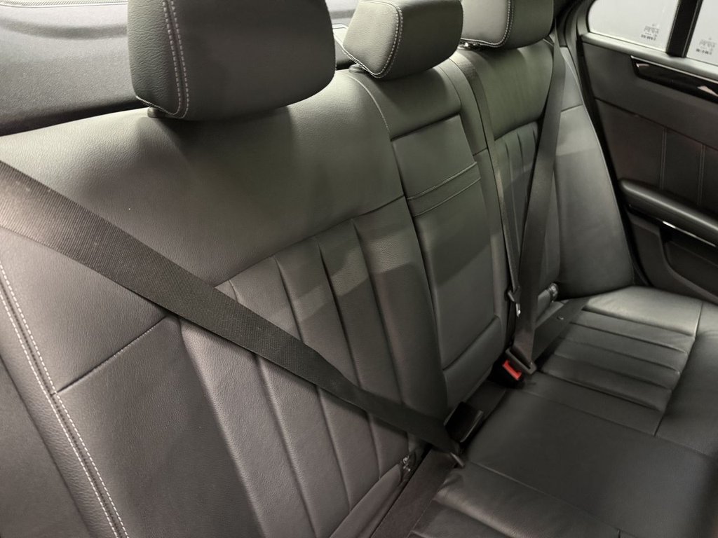 Used Mercedes-Benz E Class 2013 for sale - 76962488: Photo 41