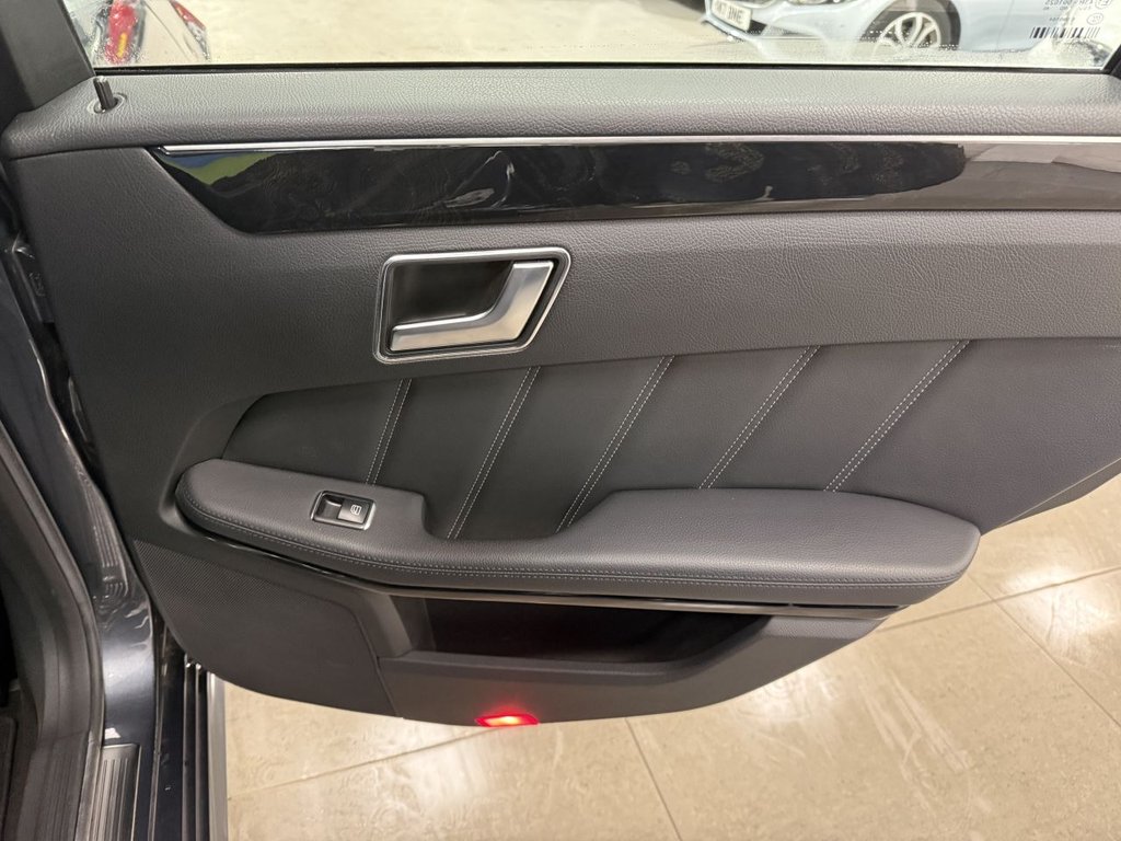 Used Mercedes-Benz E Class 2013 for sale - 76962488: Photo 43