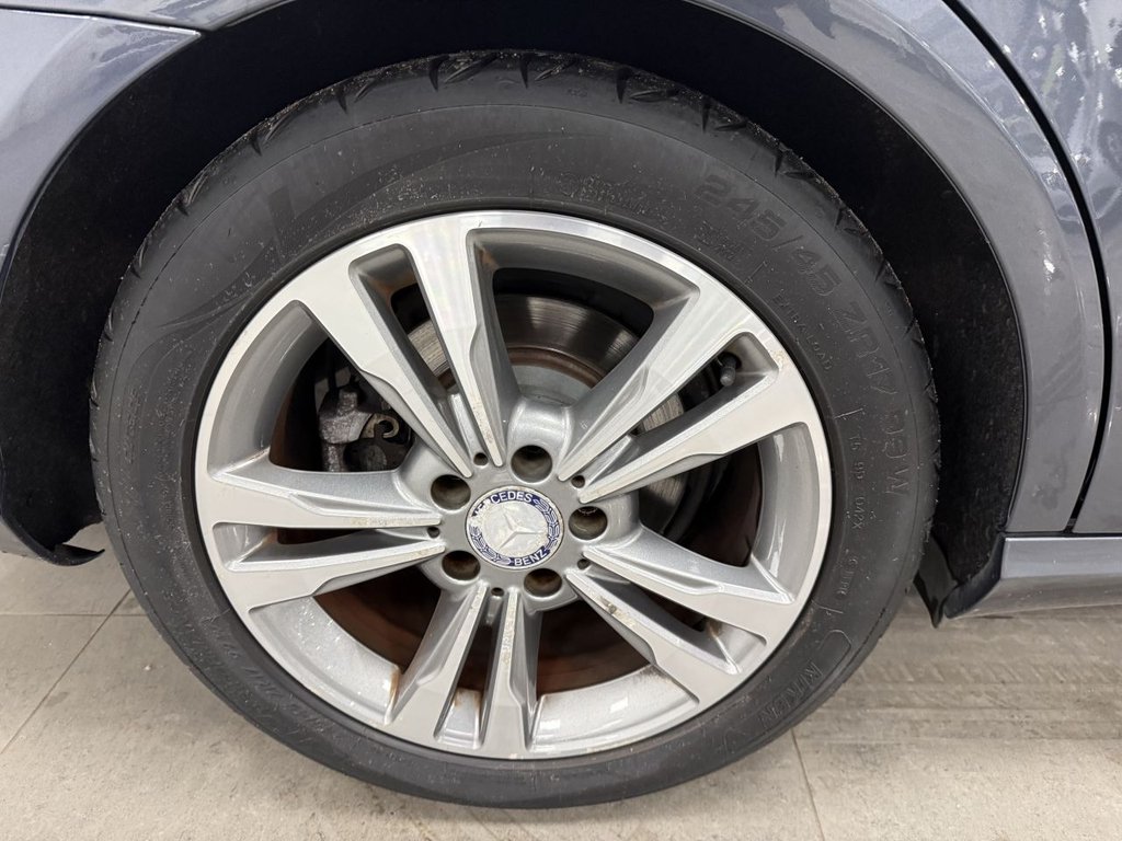 Used Mercedes-Benz E Class 2013 for sale - 76962488: Photo 44