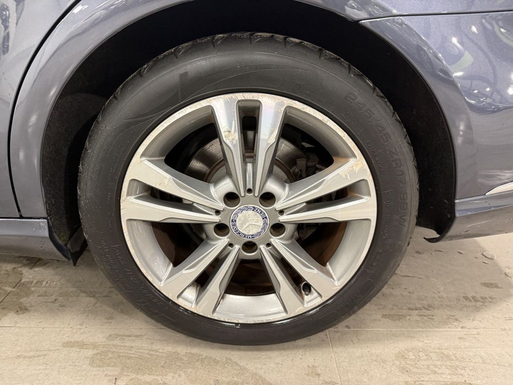 Used Mercedes-Benz E Class 2013 for sale - 76962488: Photo 47