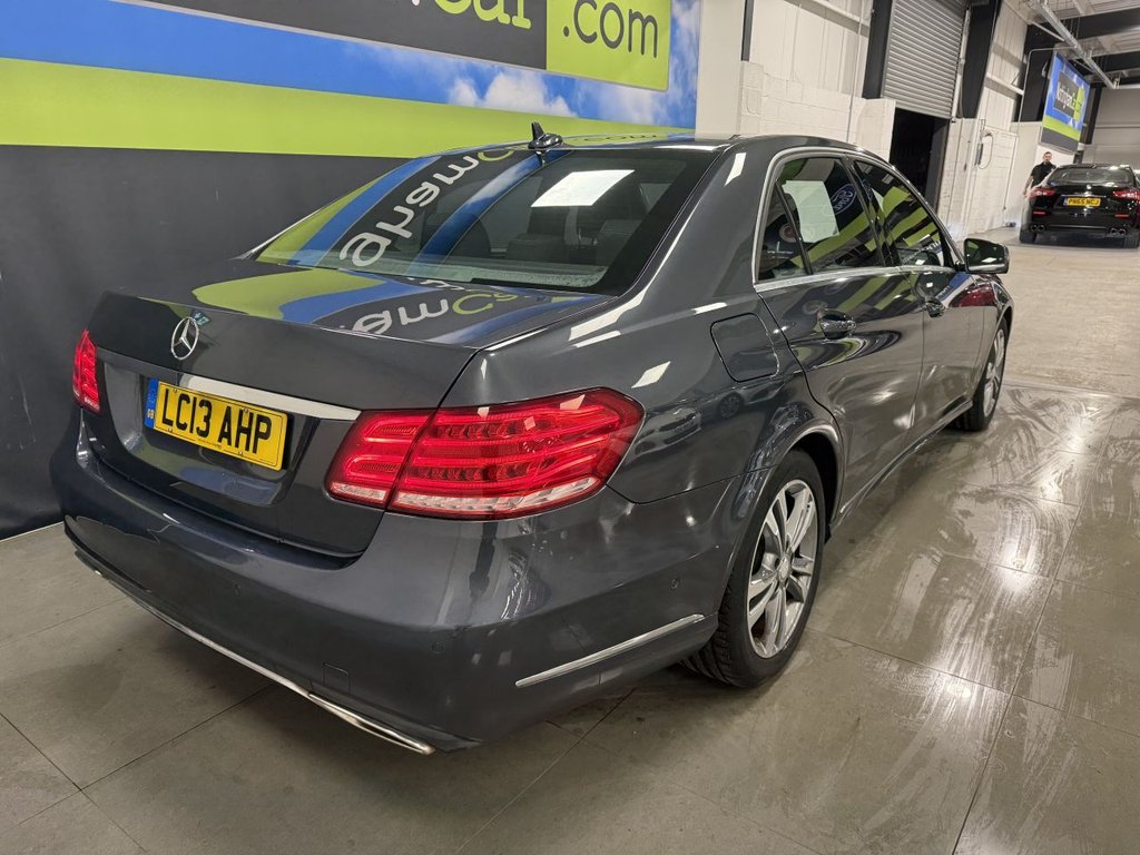 Used Mercedes-Benz E Class 2013 for sale - 76962488: Photo 6