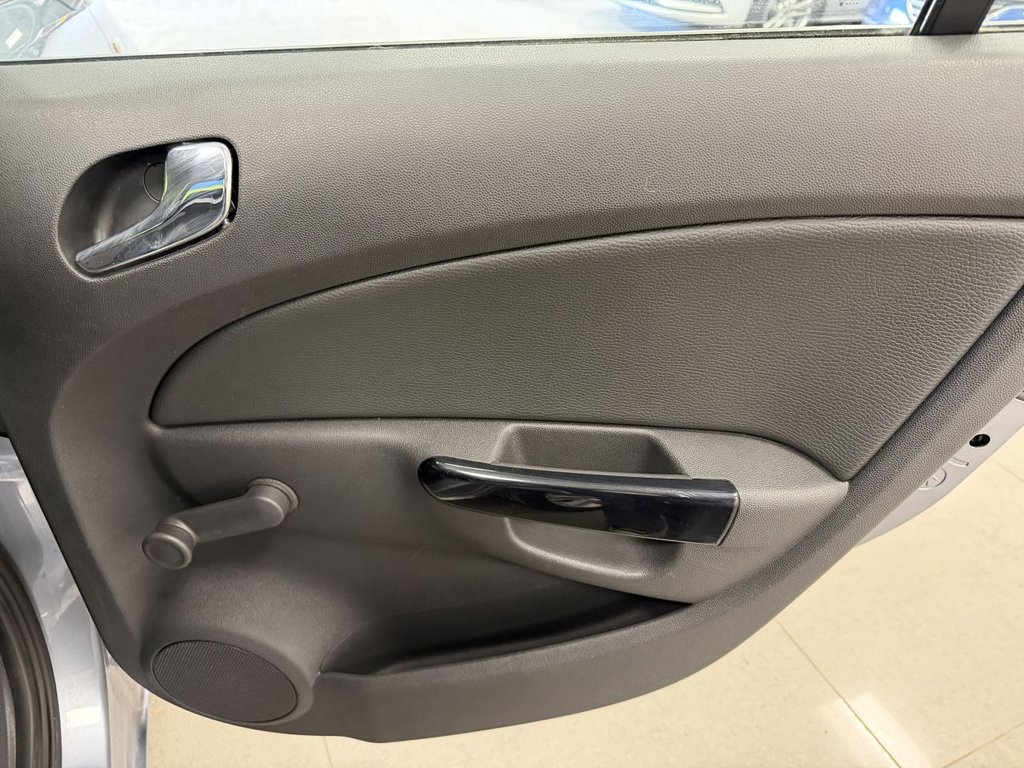 Used Vauxhall Corsa 2008 for sale - 78167366: Photo 31