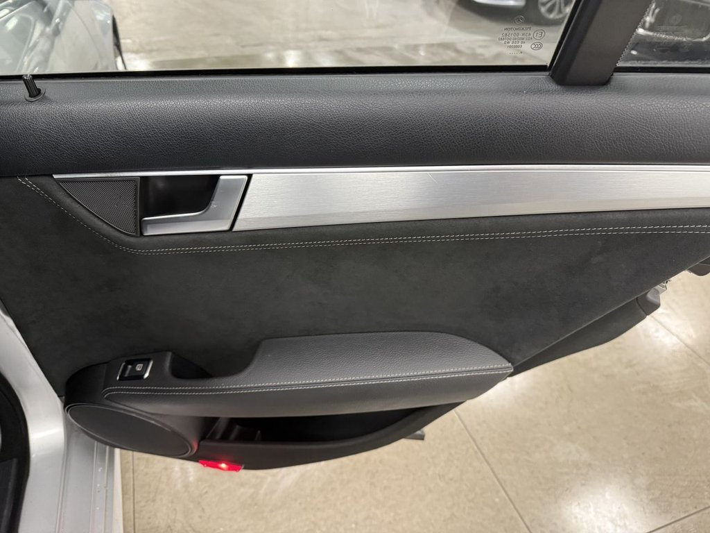 Used Mercedes-Benz C Class 2014 for sale - 76029265: Photo 46