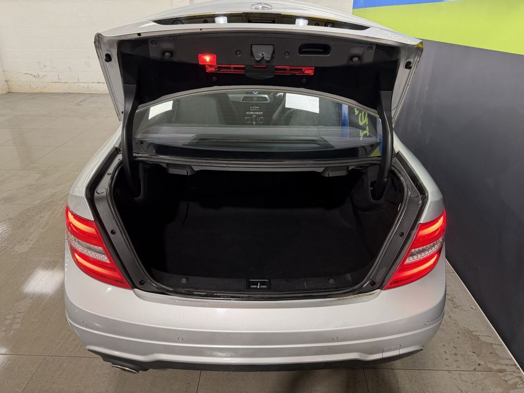 Used Mercedes-Benz C Class 2014 for sale - 77355771: Photo 11
