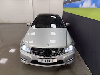 Used Mercedes-Benz C Class 2014 for sale - 77355771: Photo