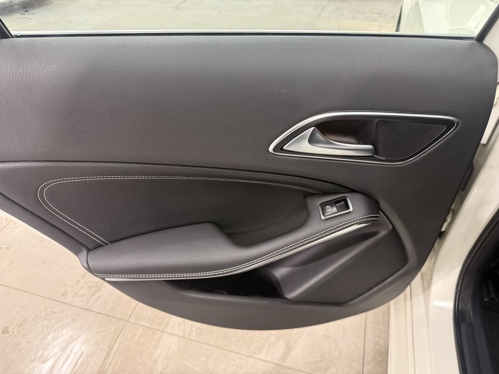 Used Mercedes-Benz A-Class 2013 for sale - 77121739: Photo 40