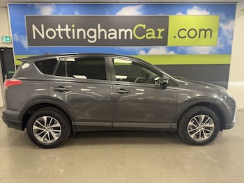 Used Toyota RAV4 2016 for sale - 77250009: Photo