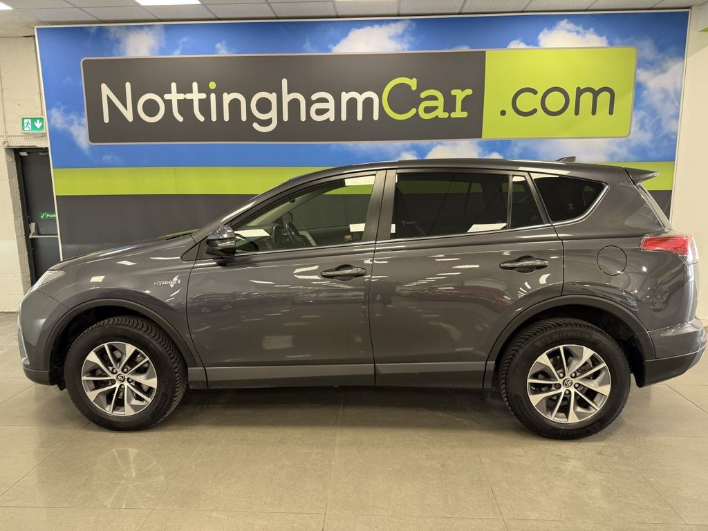 Used Toyota RAV4 2016 for sale - 77250009: Photo 9