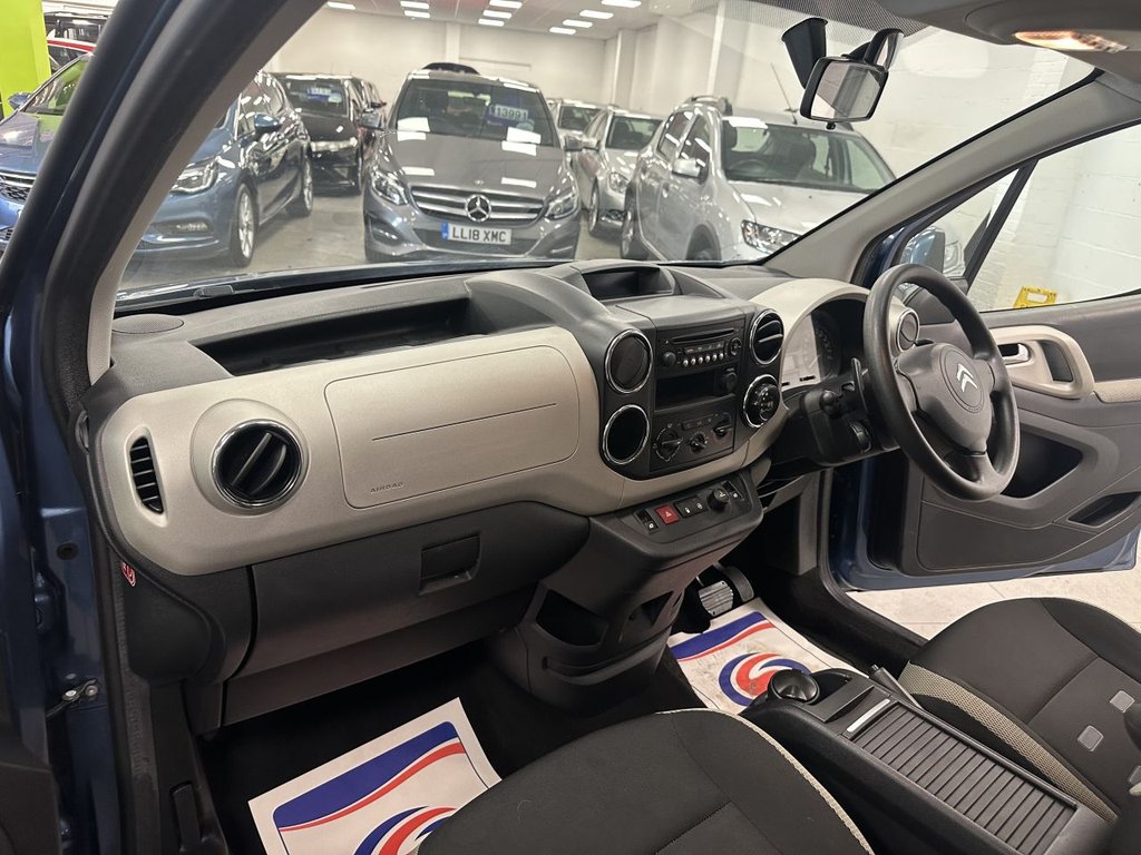 Used Citroen Berlingo Multispace 2015 for sale - 76454296: Photo 29