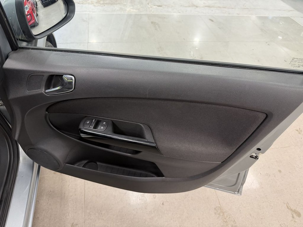 Used Vauxhall Corsa 2014 for sale - 77936319: Photo 13