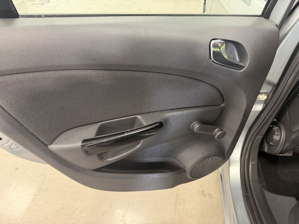 Used Vauxhall Corsa 2014 for sale - 77936319: Photo 33