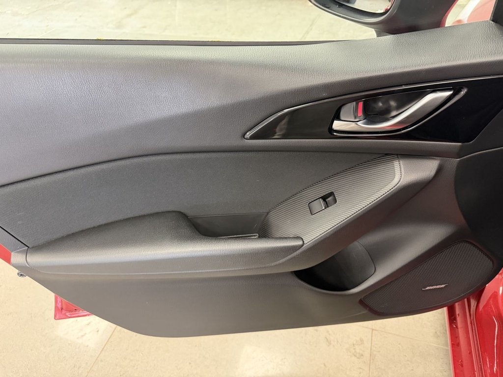 Used Mazda Mazda3 2013 for sale - 78200299: Photo 31